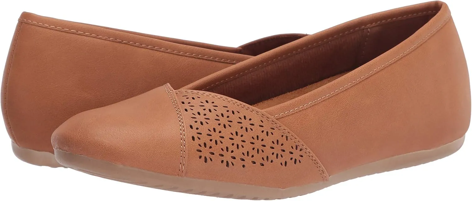 Easy Street Women's Ballet Flat