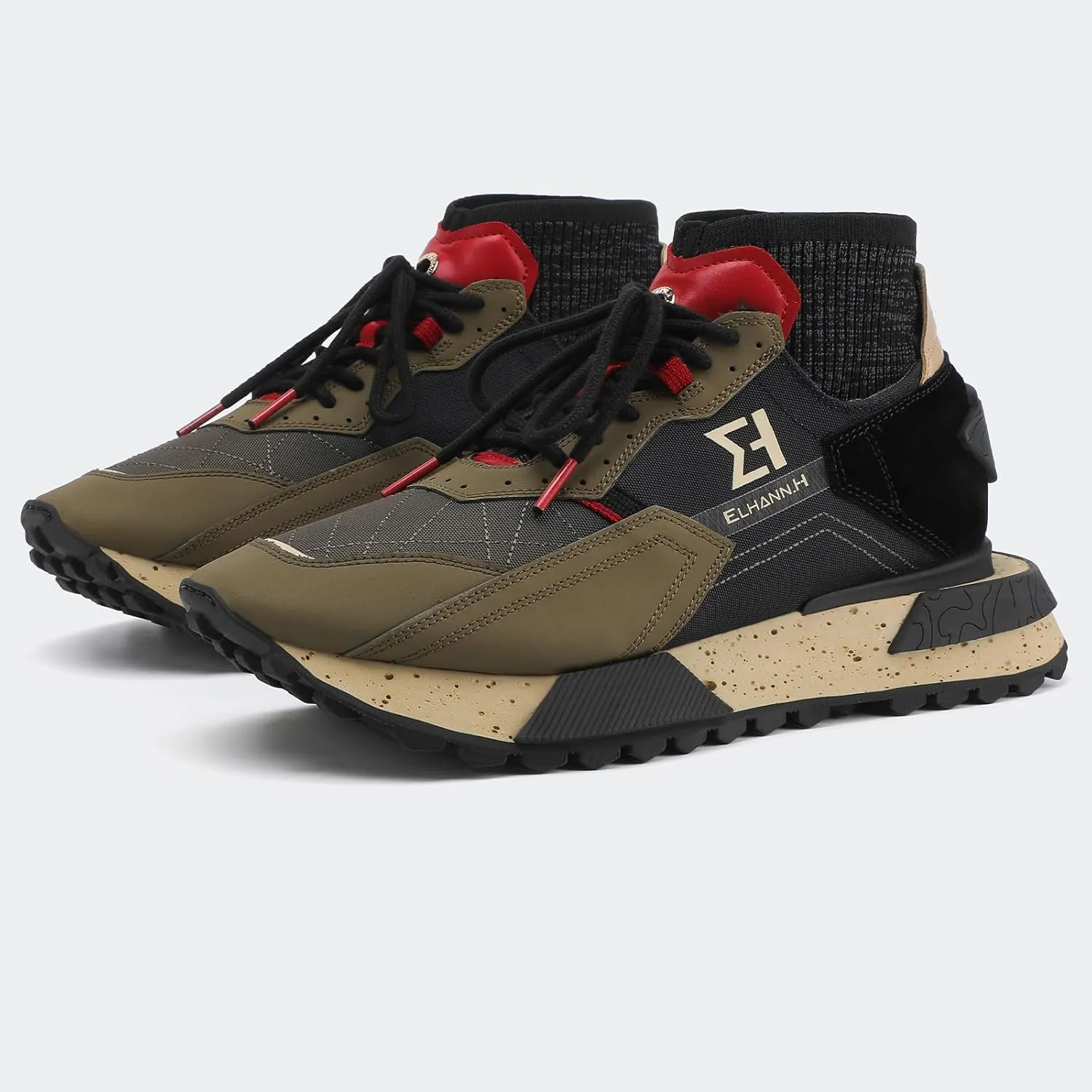 ELHANN.H The NSJ Sneakers Mix of Modernity and Graphic with a Dynamics Touch.