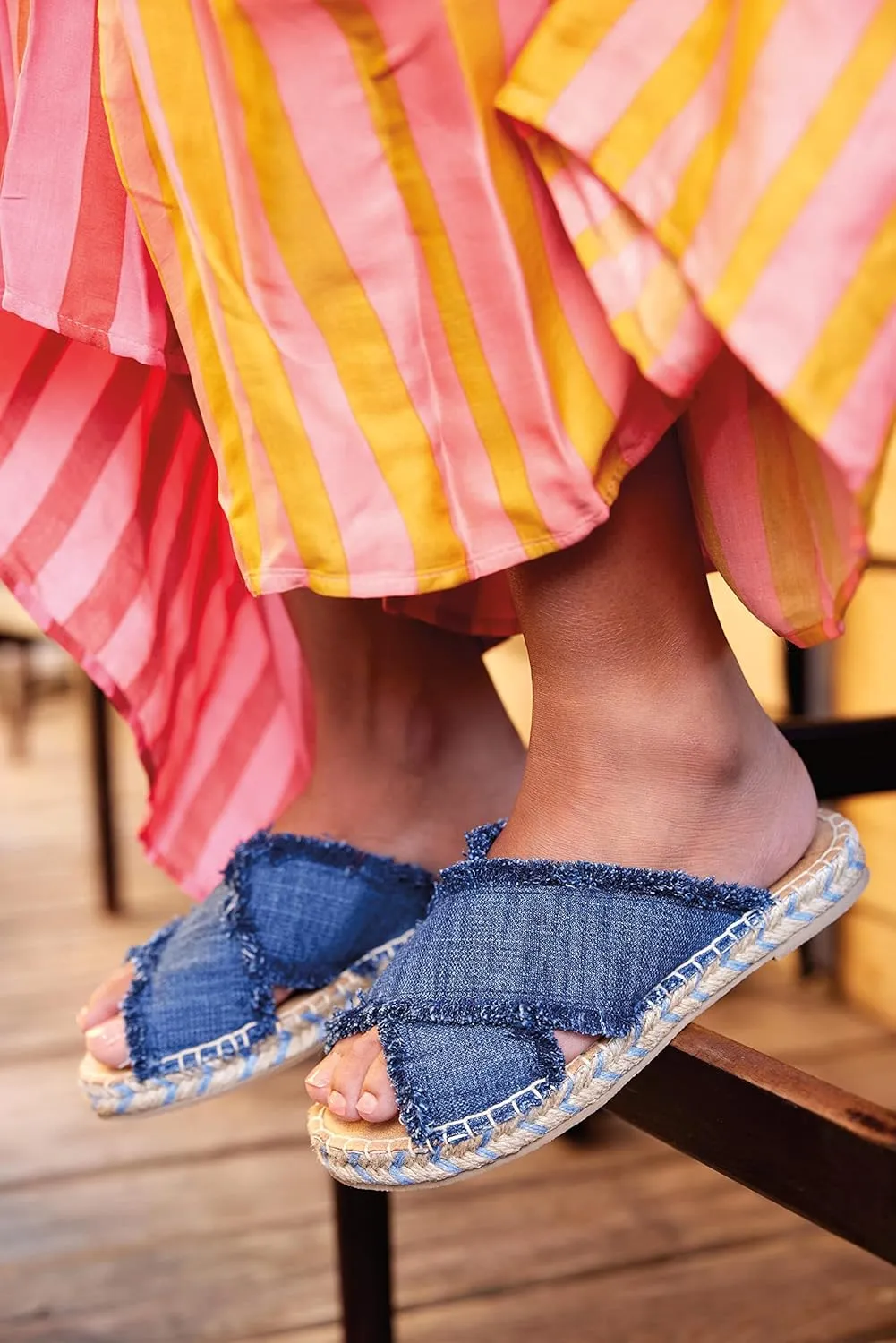 Minnetonka Women's Pepper, Pemma and Posey Slide Sandal