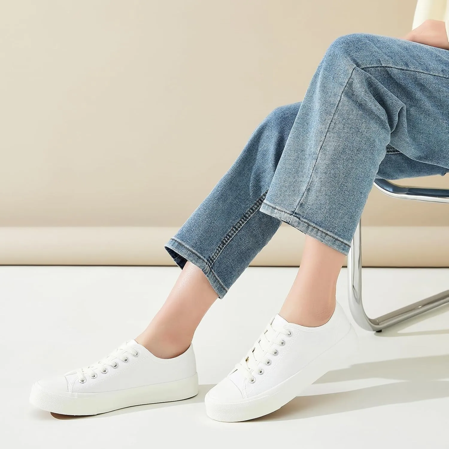 Womens Breathable Canvas Shoes,Lace up Canvas Sneakers for Women,Low Top Fashion Sneakers,Classic Black and White Sneakers